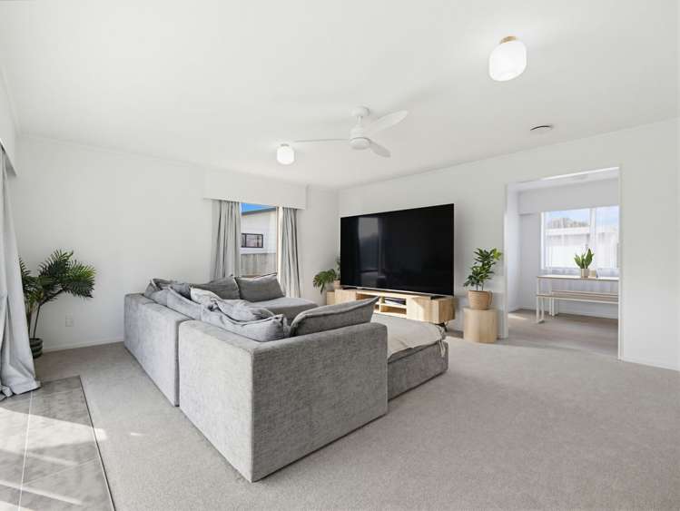 6 Alpha Avenue Coastlands_1