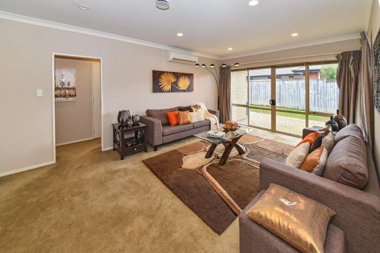 20 Girvan Terrace Wattle Downs_8