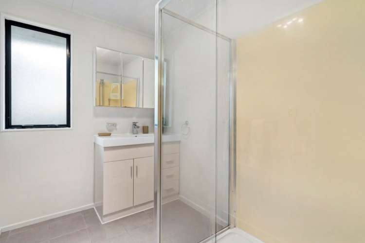 1/7 Kinvig Place Ranui_12