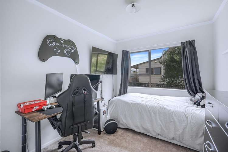 74a Kahikatea Drive Melville_8