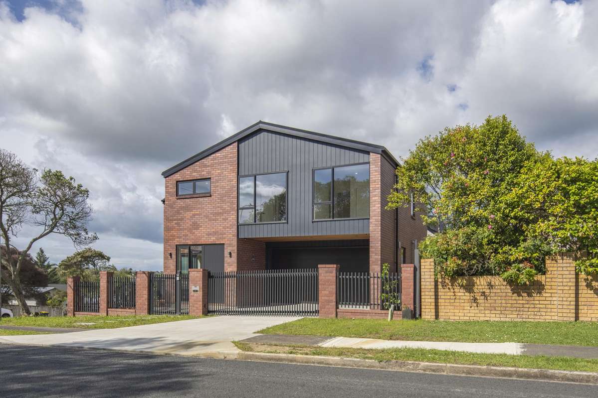 1 & 2/101 Oaktree Avenue_2