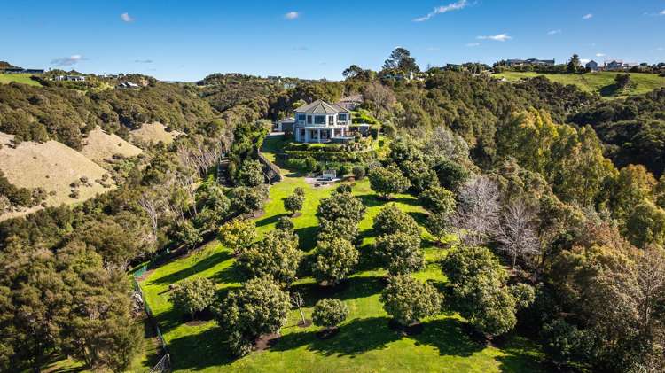 210 Kaimata Road Bay View_24