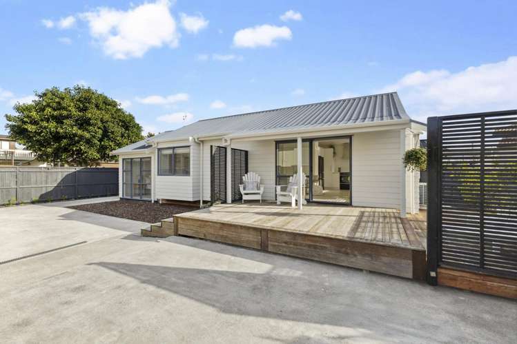 5a Hattaway Avenue Bucklands Beach_13