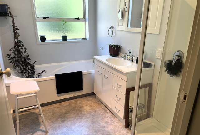 200 Golf Links Road Kaiata_4