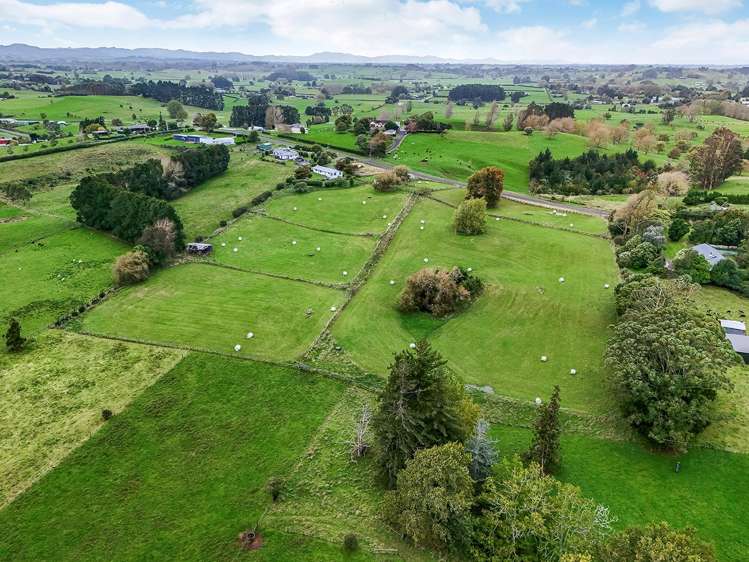 105 Fletcher Road Ngahinapouri_15