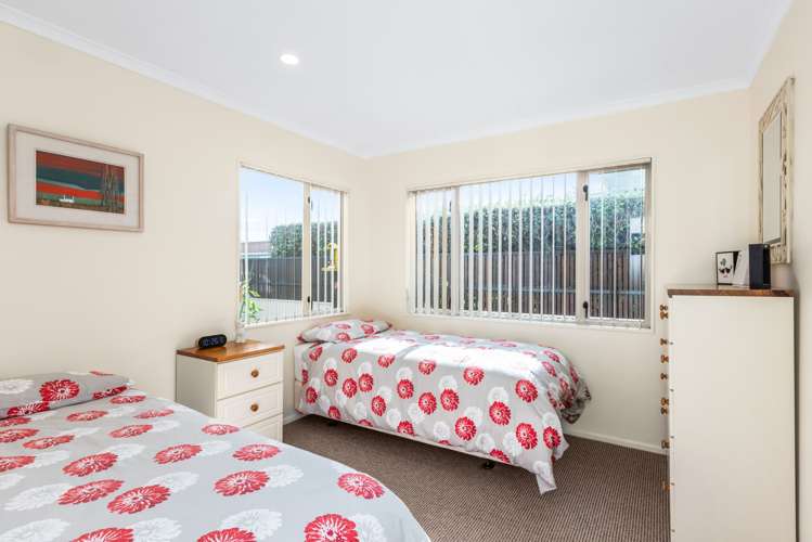 14 Cassino Crescent Onekawa_13