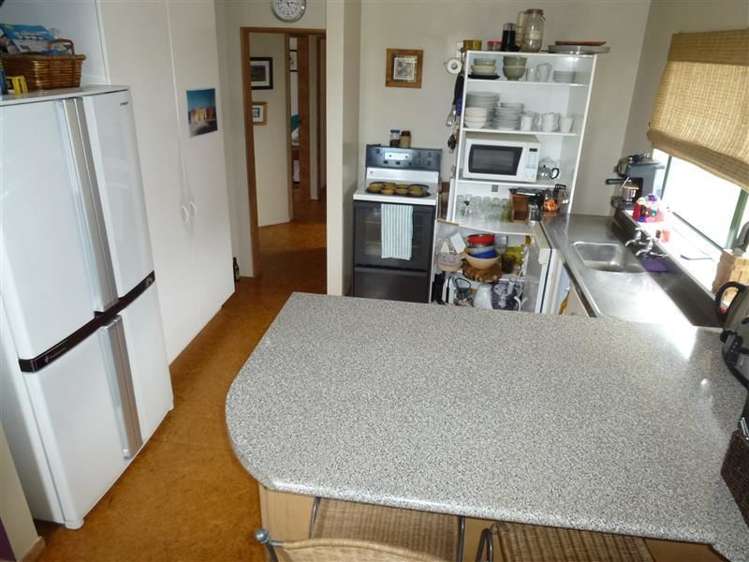 214 Patuwai Drive Whangamata_7