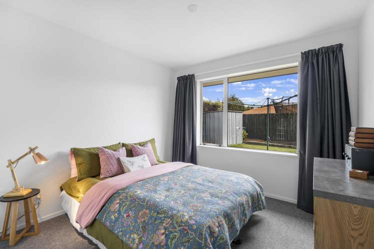 4 Paget Drive Woodend_18
