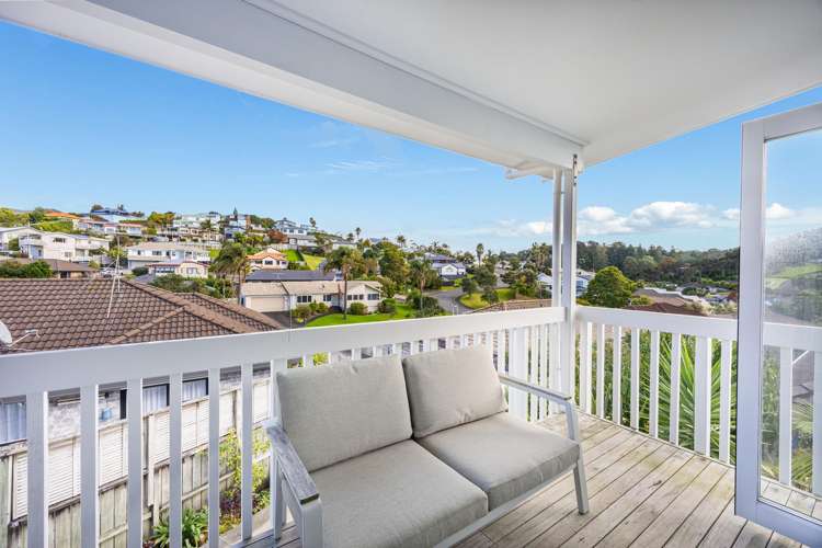 5a Mollyhawk Rise Arkles Bay_1