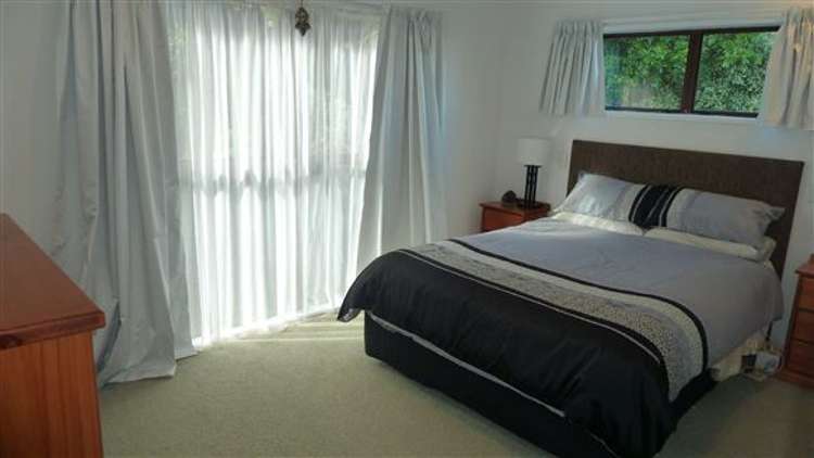 201 Grafton Road Thames_11