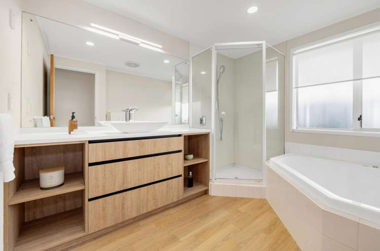 12 Woodgers Way Somerville_22