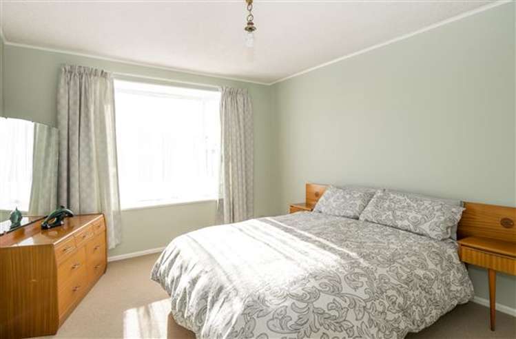 16a Newbourne Crescent Redwoodtown_8