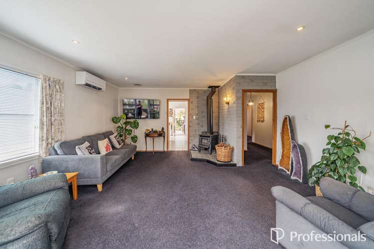 19 Gardiner Grove Wainuiomata_9