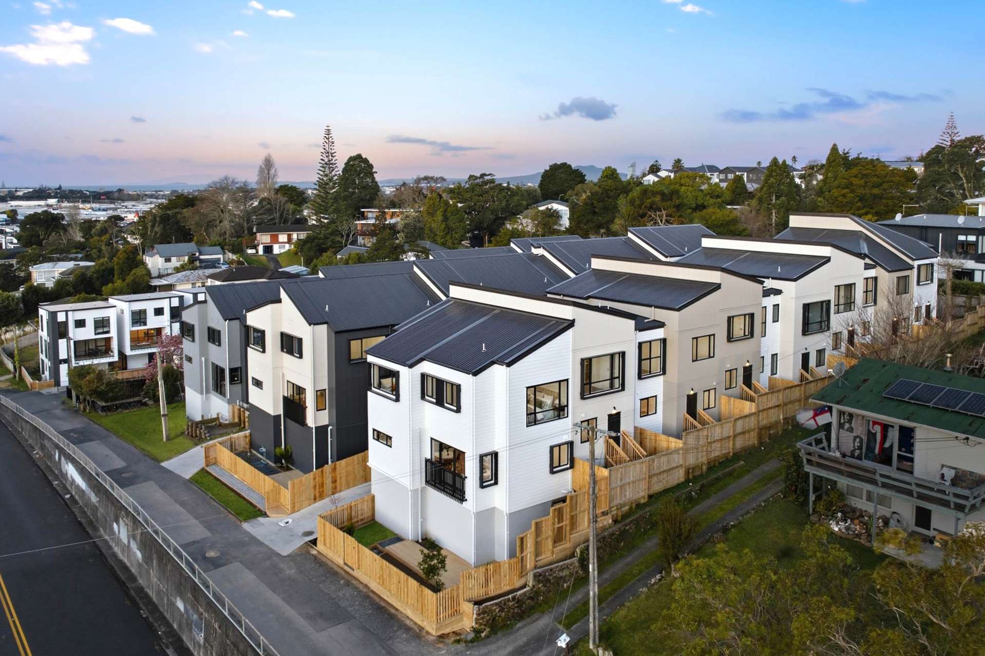 69 Archers Road Glenfield_0