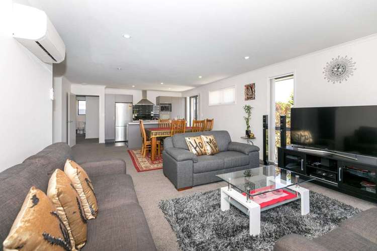 12 Astor Avenue Dinsdale_6