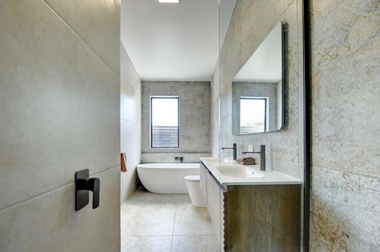 12A Mowhanau Drive Kai Iwi_9