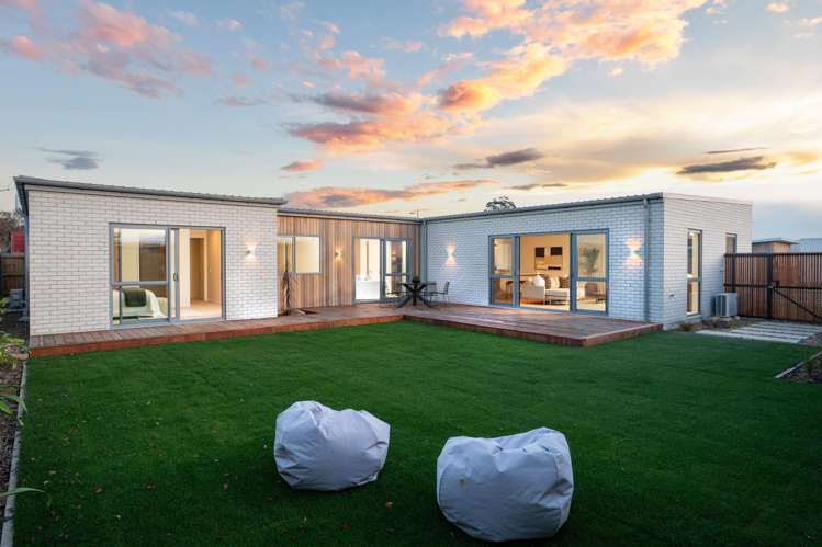 5 James Mackenzie Drive_1