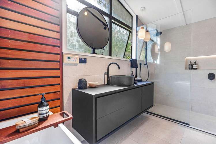 1000 East Coast Road Northcross_14