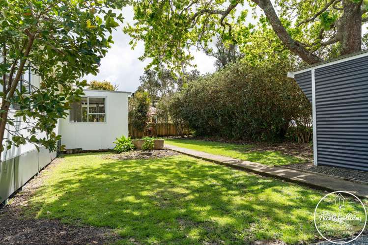 5 Regent Street Whakapirau_32