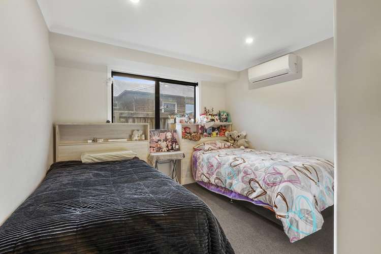 15 Carlingford Rise Dinsdale_12