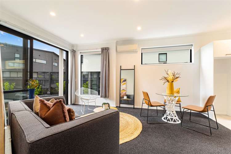 10 Frank Gill Road Hobsonville_9