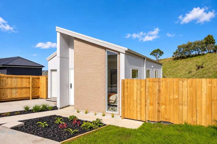 42 Ara Taha Crescent Orewa_13