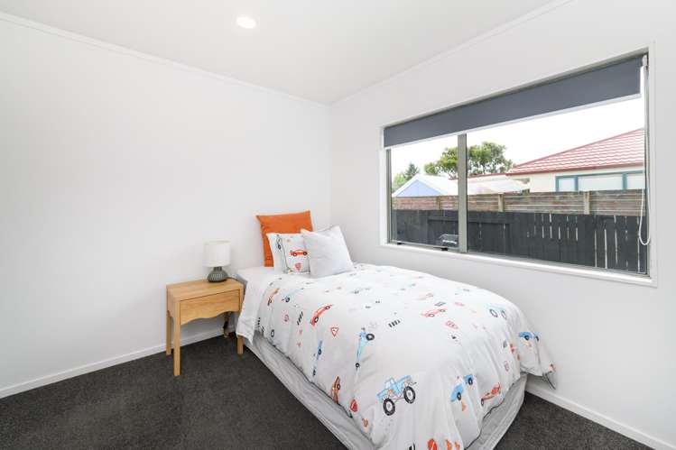 42 Dalfield Place Highbury_20