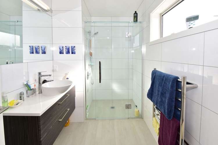 54 Panorama Heights Orewa_16