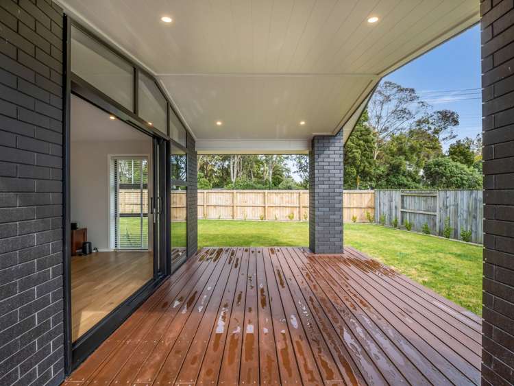 27 Coutts Way Fitzherbert_20