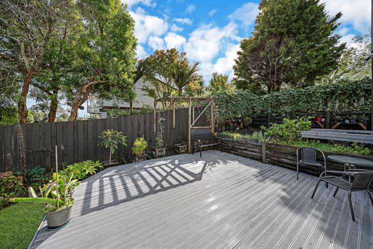 1/10 Amerce Place Highland Park_11