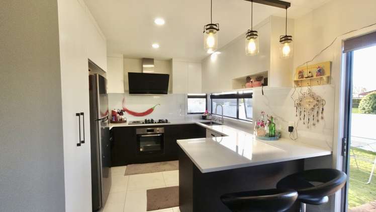 13 Sudbury Court Rototuna North_7