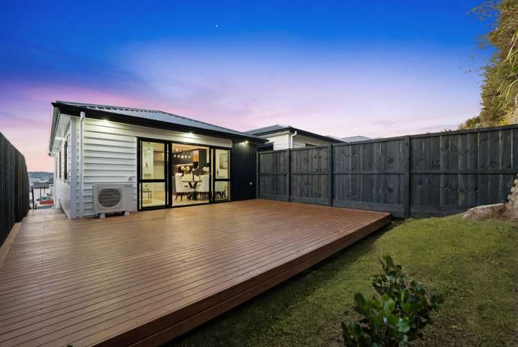1 Puhakehake Place Flat Bush_10