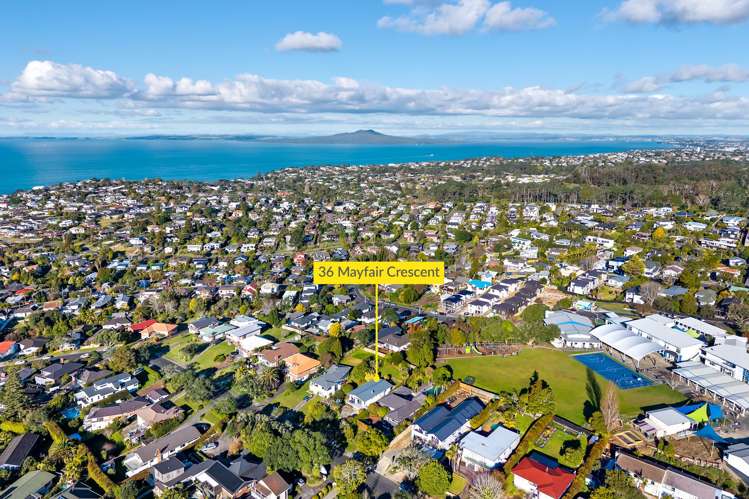 36 Mayfair Crescent Mairangi Bay_16