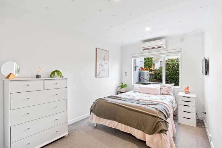 27 Caversham Drive Torbay_20