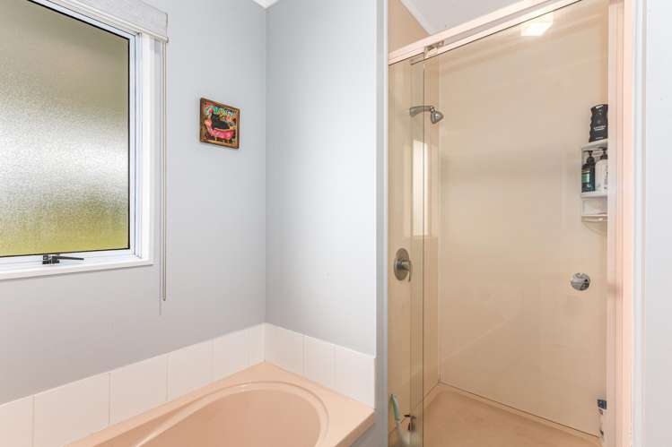 2 Coventry Close Ascot Park_16