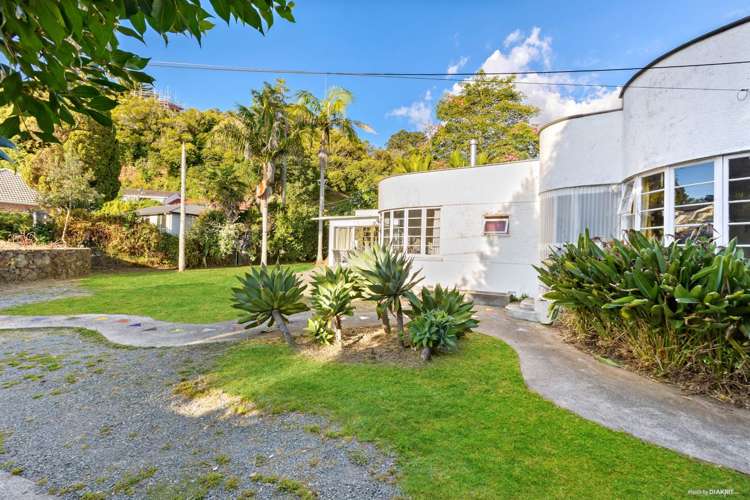 886 Mount Eden Road Three Kings_10