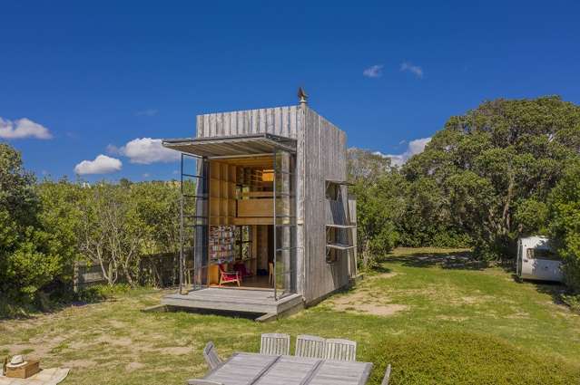 TV architect's award-winning Hut on Sleds sells for $2.6m