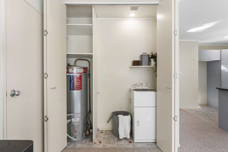 39 Regents Park Place Westgate_13