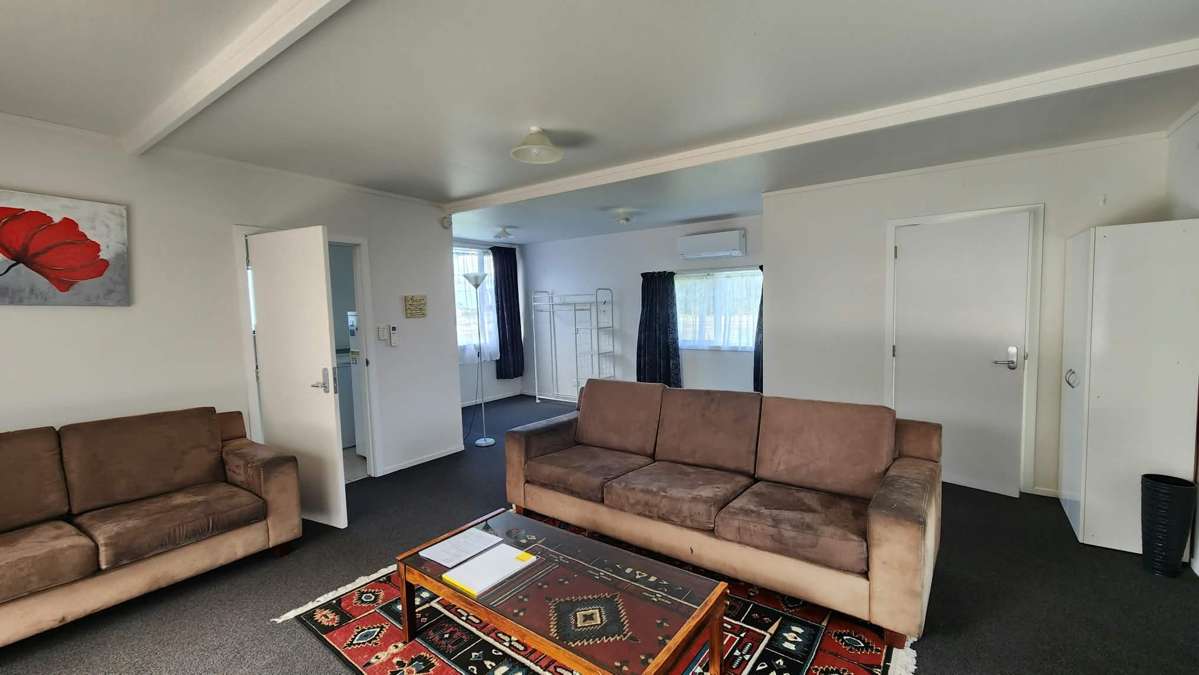 Sunny Studio Unit in Paengaroa 2