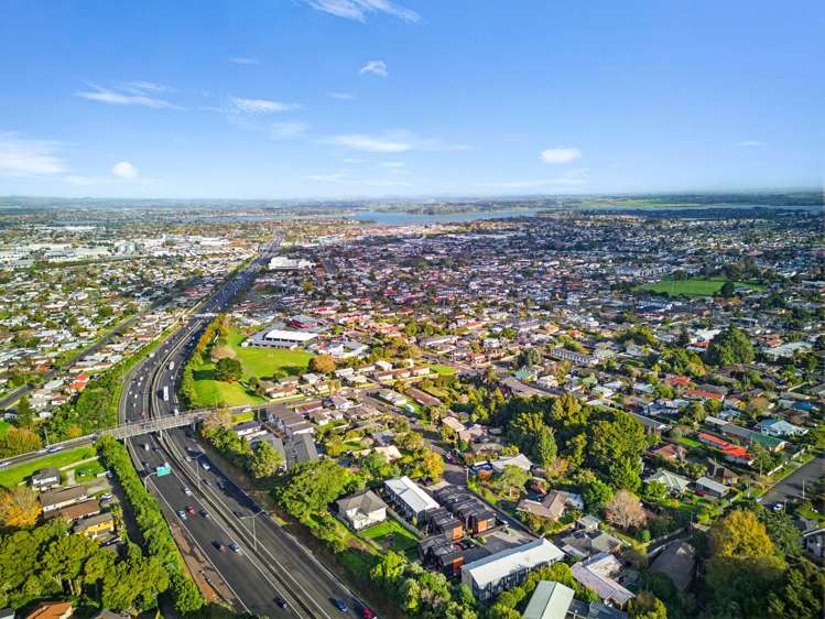 6/13 Brough Road Manurewa East_17