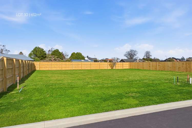69 Crofton Road Harewood_11
