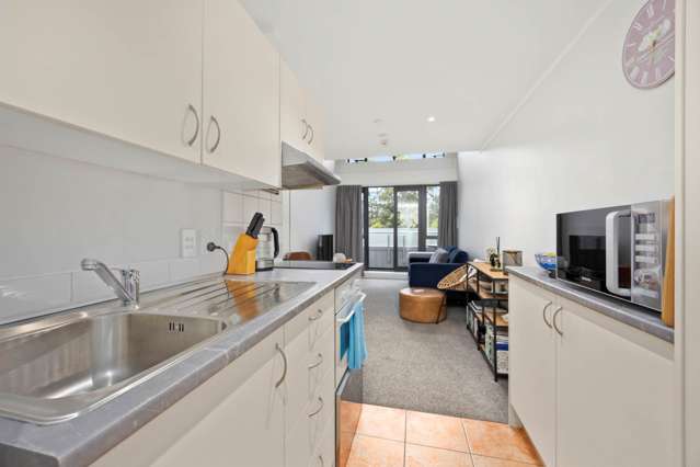 5B/30 Westward Ho Glen Eden_3