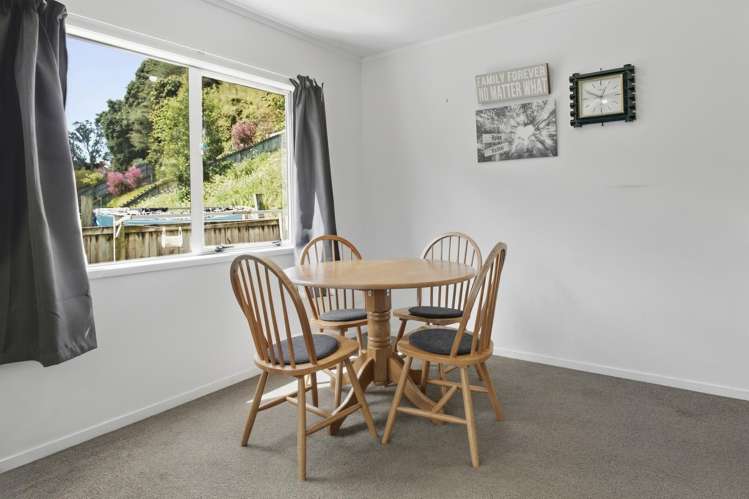 2 Hughan Craig Place_5