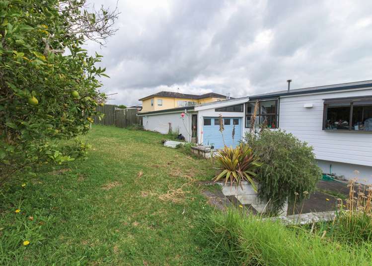 6 Nickleby Place Mellons Bay_8
