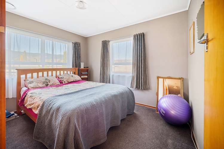 267 Seaview Road Stoke_10