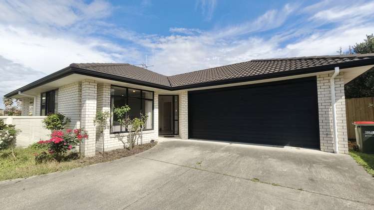 10 Parkside Drive Huntington_16