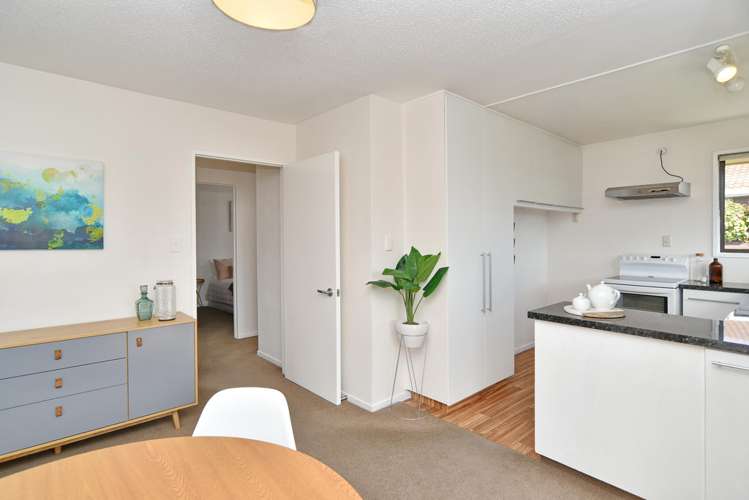 2/77 Glenmore Avenue Casebrook_5