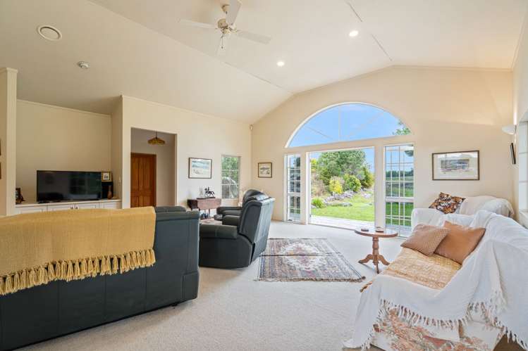 121 Tauraroa Road Maungakaramea_26