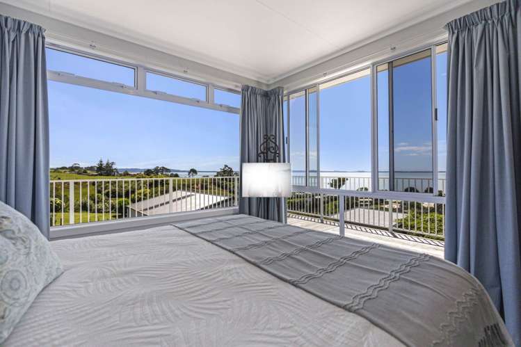 499 Grahams Beach Road Awhitu_11