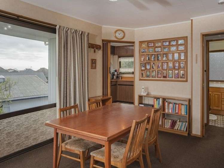 7 Shakespeare Walk The Wood_10